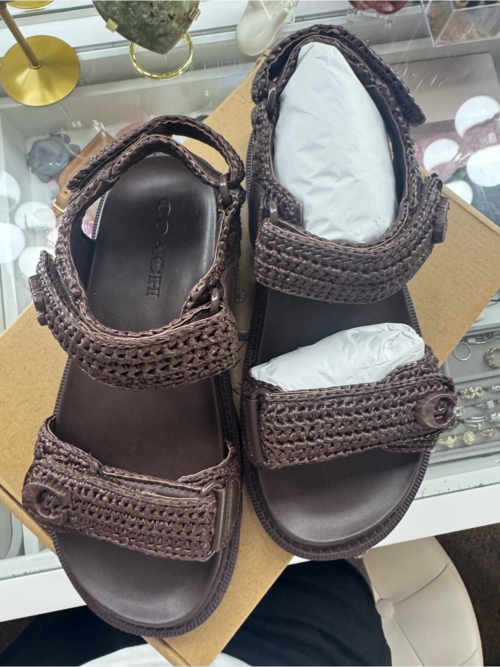 COACH BRYNN
RAFFIA SANDALS - Picture 2 of 8
